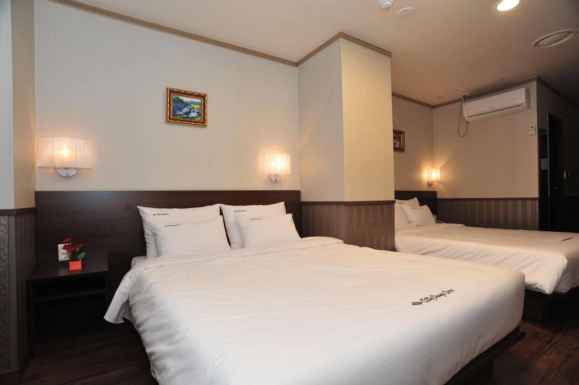 Global Inn Seoul Dongdaemun City Days Inn Exteriör bild