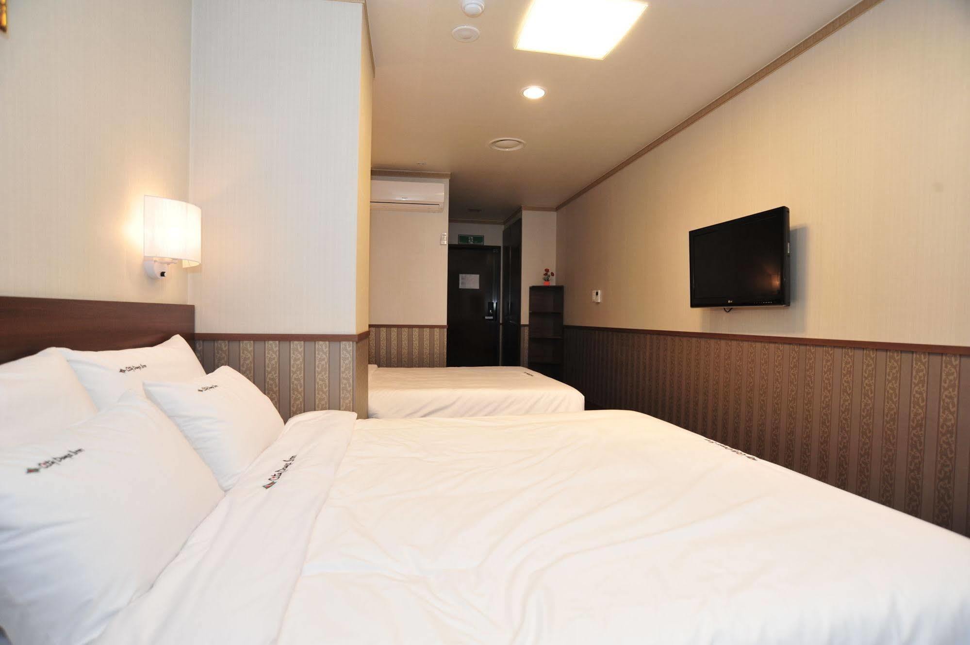 Global Inn Seoul Dongdaemun City Days Inn Exteriör bild