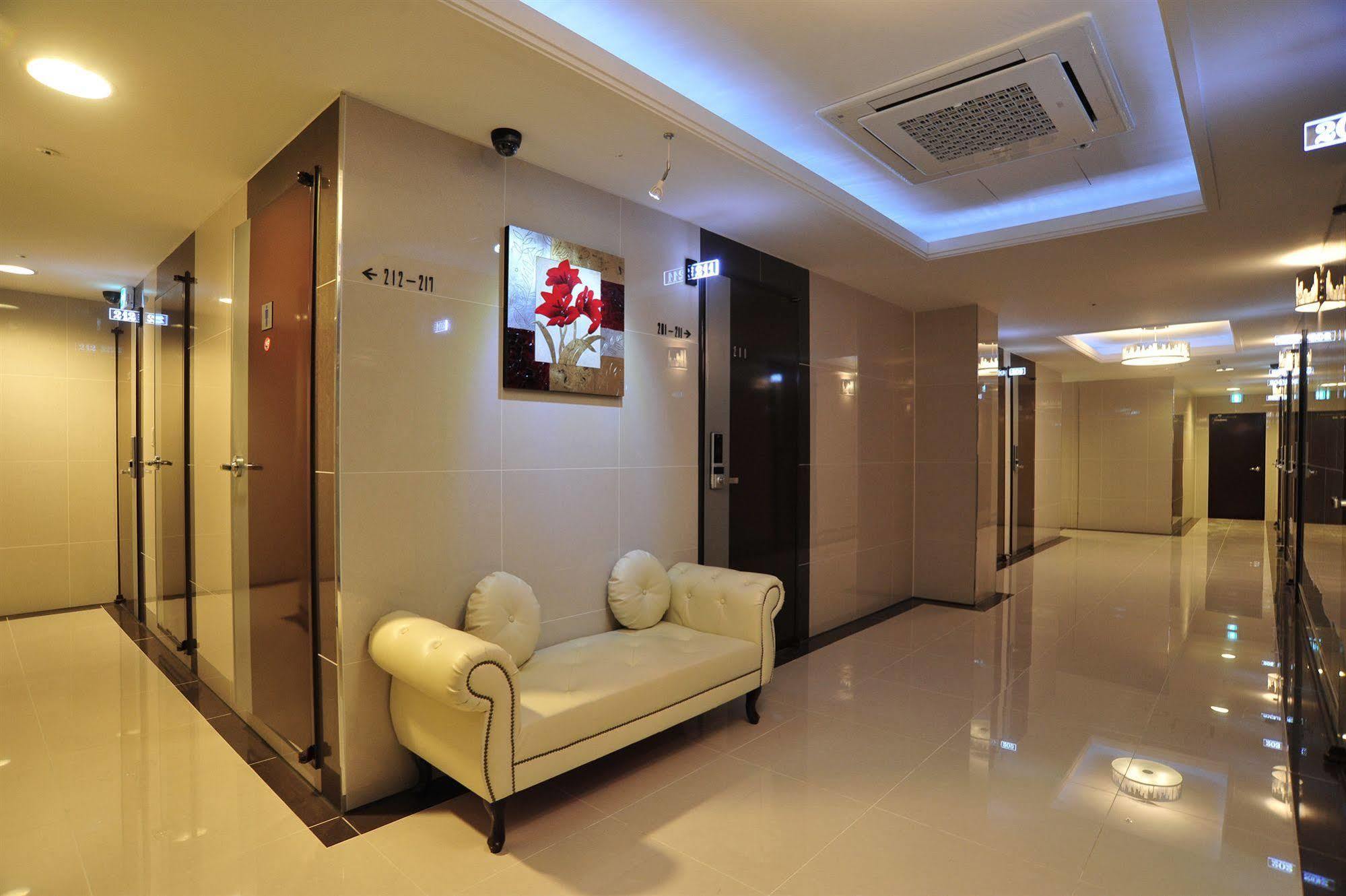 Global Inn Seoul Dongdaemun City Days Inn Exteriör bild