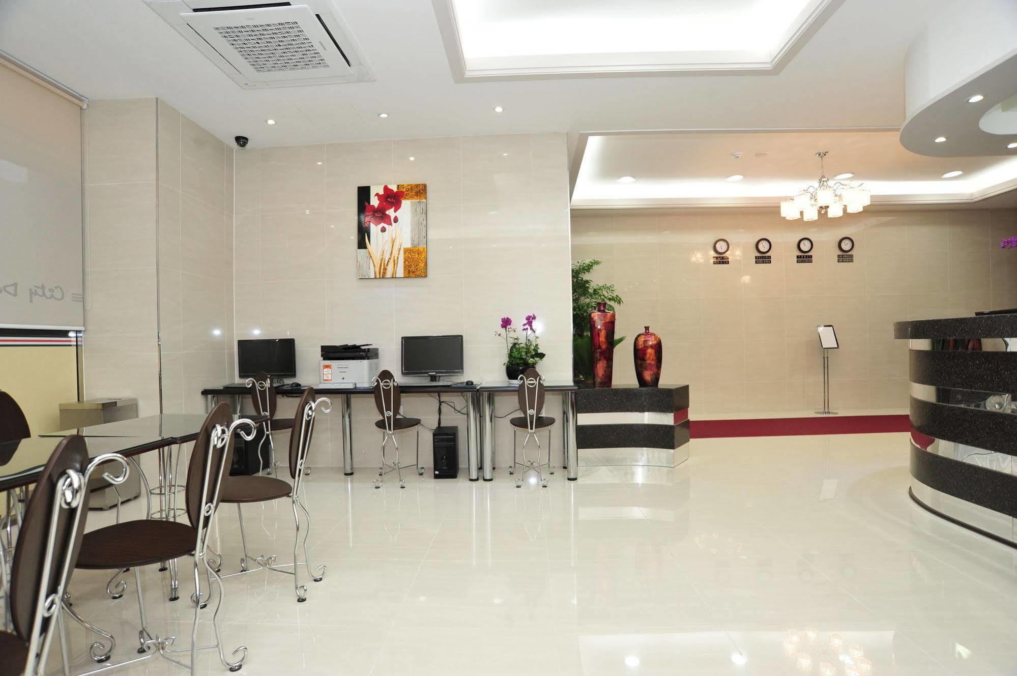 Global Inn Seoul Dongdaemun City Days Inn Exteriör bild